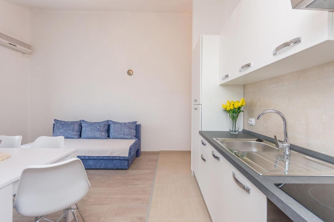 Apartment Lucija Biograd Na Moru Eksteriør bilde