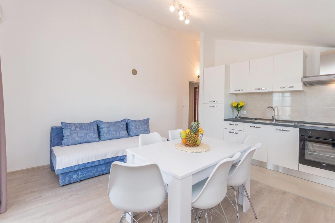Apartment Lucija Biograd Na Moru Eksteriør bilde
